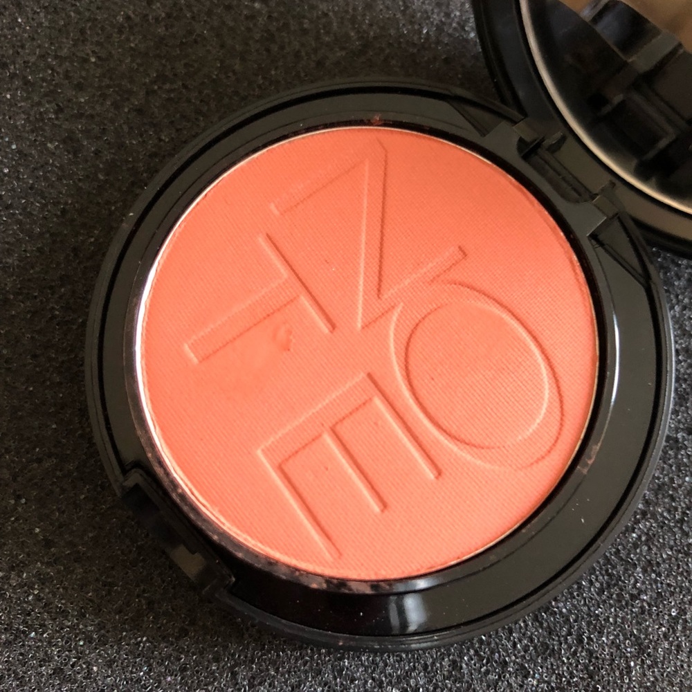 Note Cosmetics Luminous Silk Compact Blusher